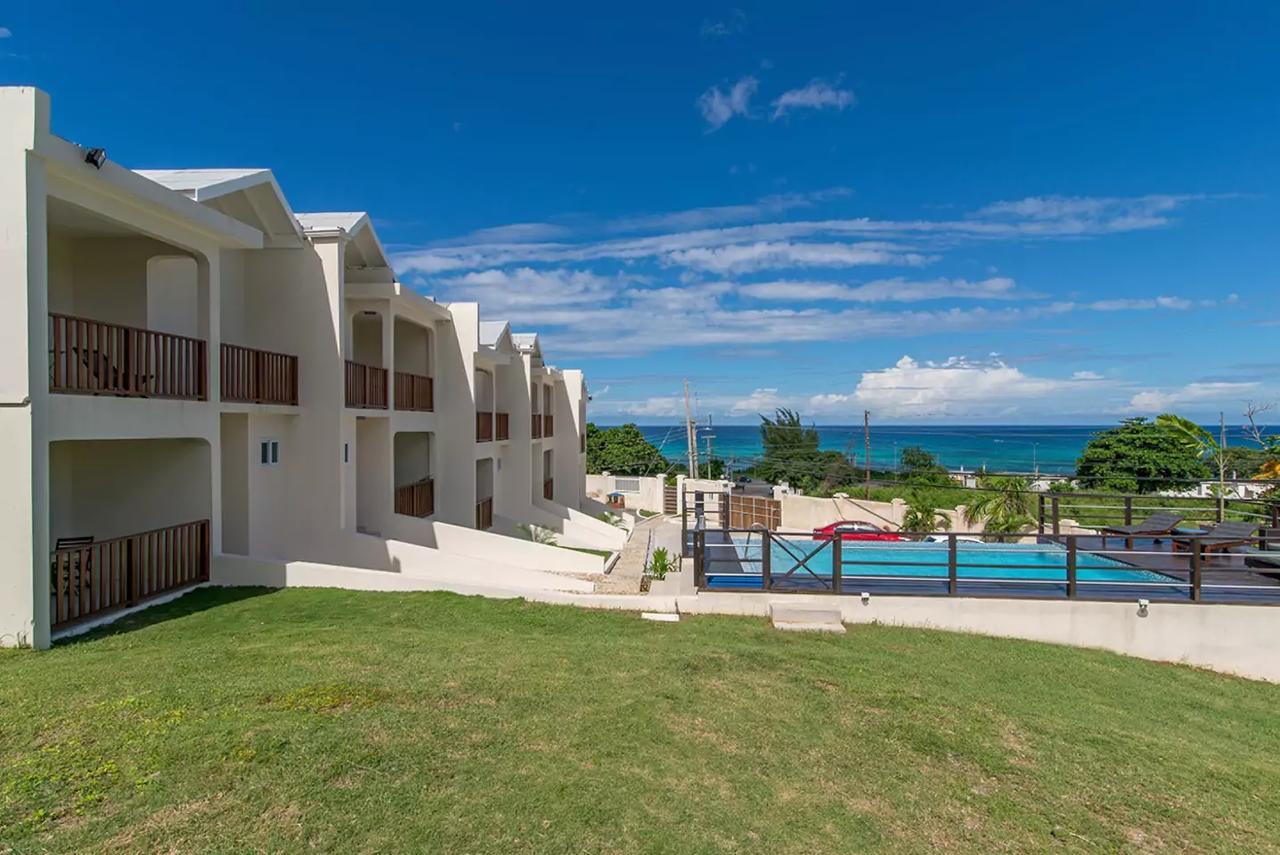 Family Complex Beside Beach W/Pool Montego Bay #1 Esterno foto